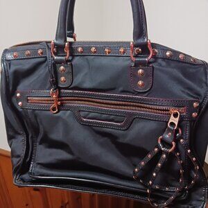 EUC MZ Wallace rose gold black studded Britt
